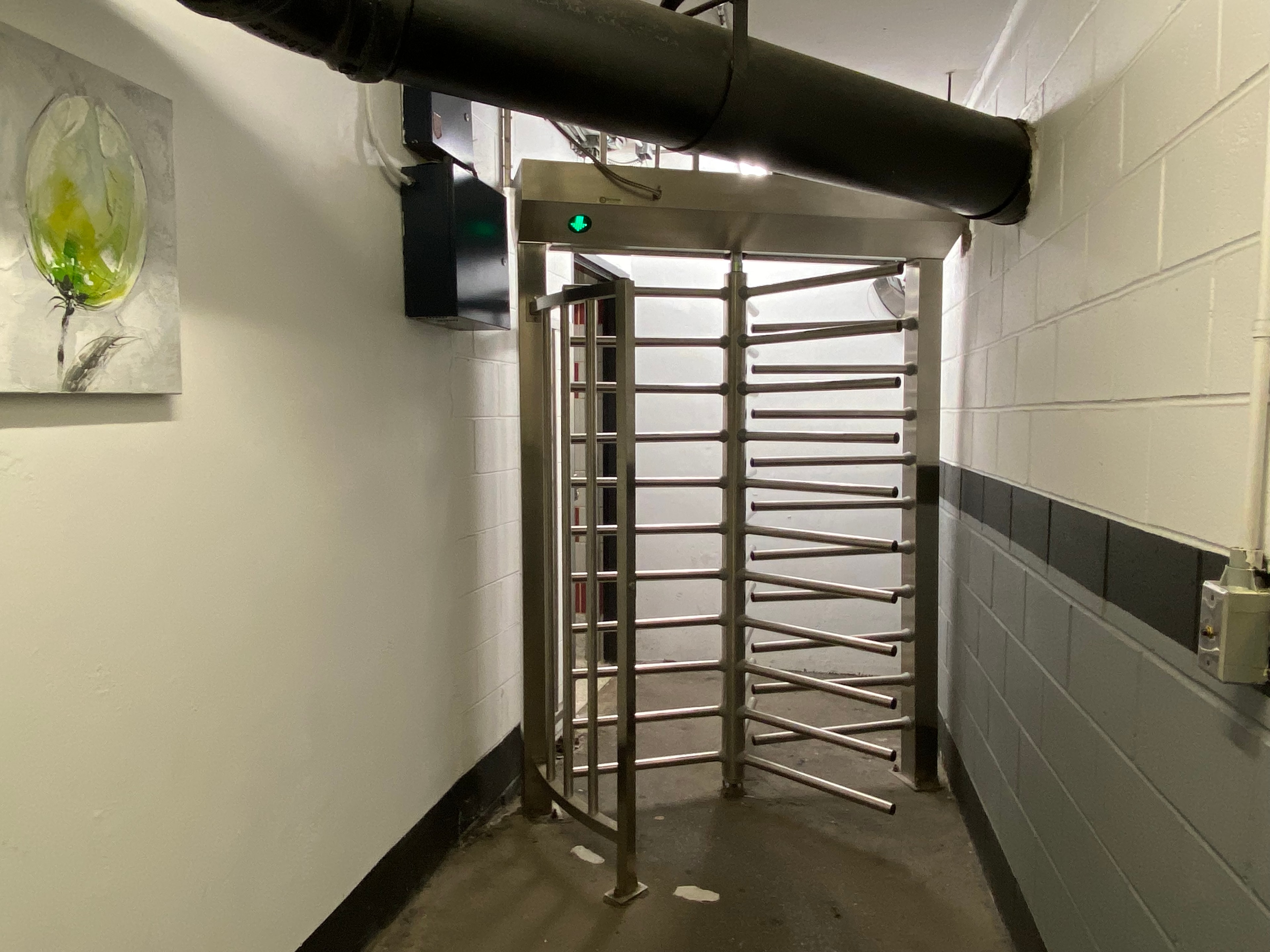 7 Bishop Parking facility photo 4